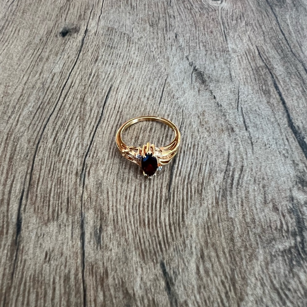 Red Gemstone & Rhinestone Gold Ring